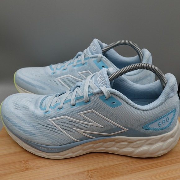 New Balance Fresh Foam 680v8 Running Trainer Athletic Shoe Blue M 10.5 W 12 B - Picture 1 of 9